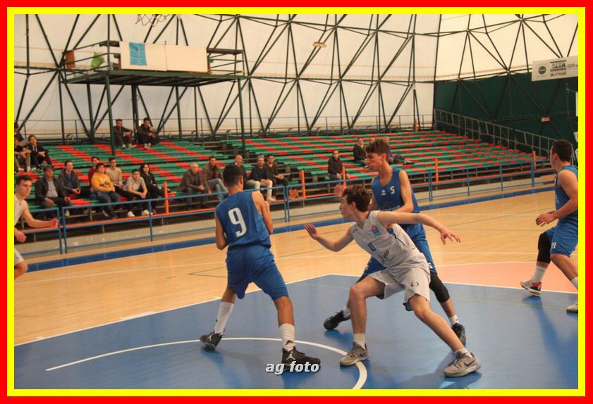 170407 basketU16 073_tn.jpg